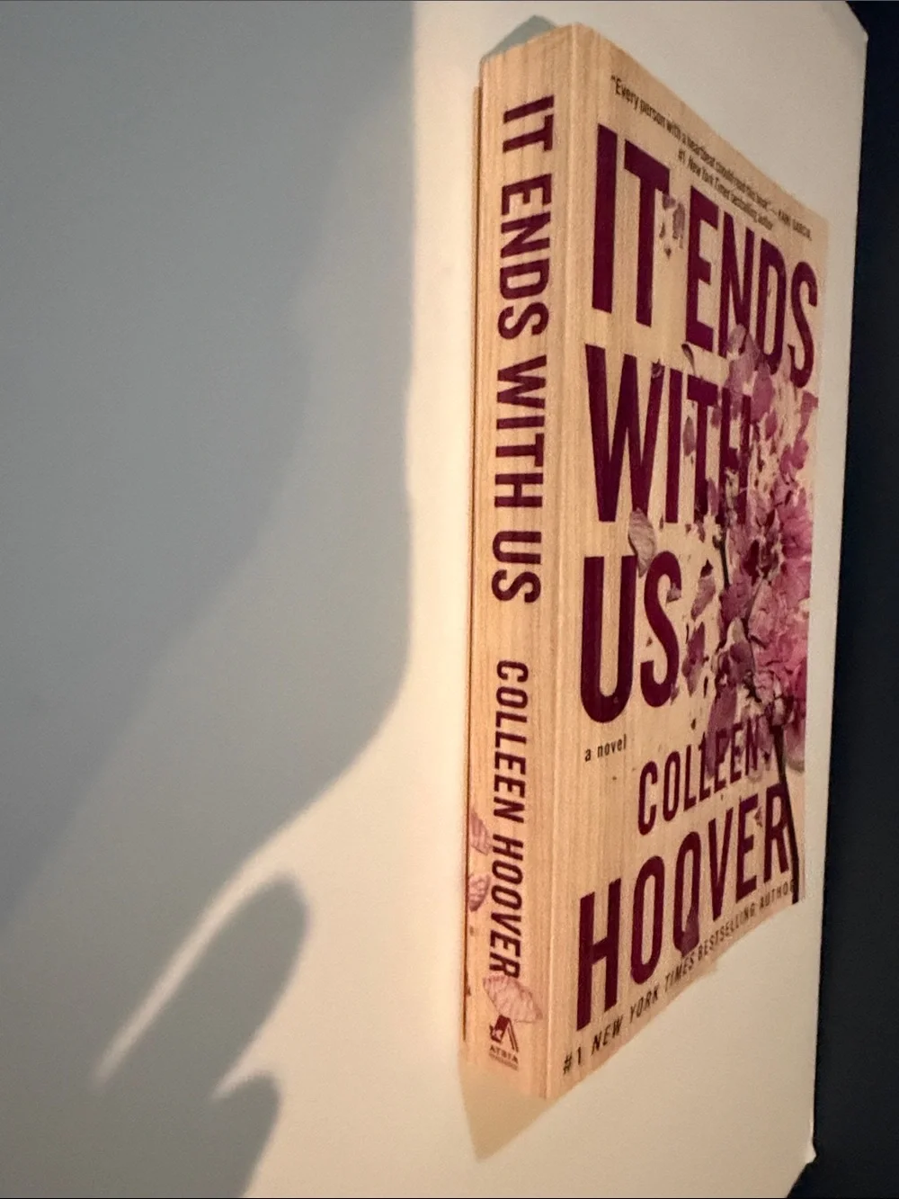 'It Ends With Us' Paperback Novel - Colleen Hoover